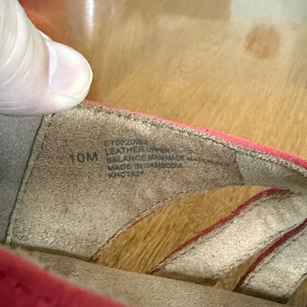 Comfortiva sandals